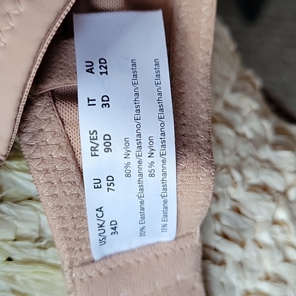 Hansca Deep Plunge Cleavage Enhancer Padded Wireless Push Up Bra, nude, 34D - Picture 7 of 11